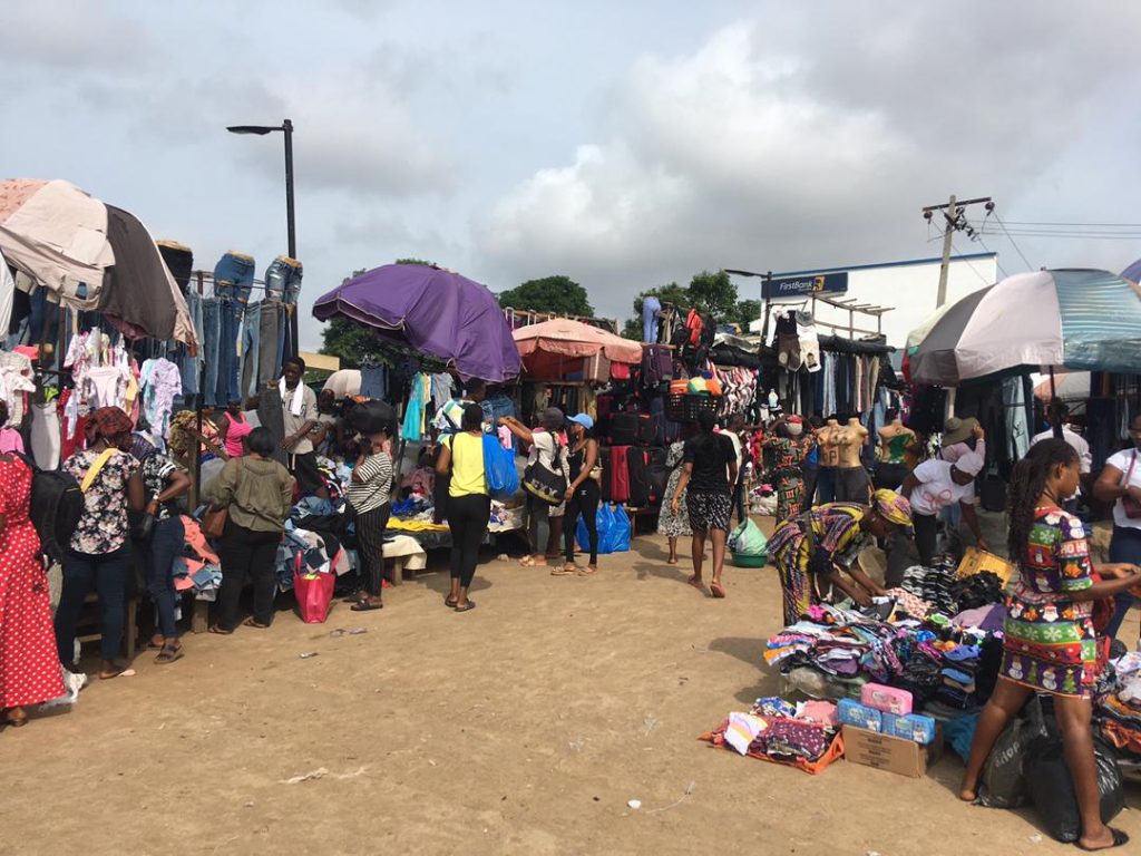 traders in Katangua market